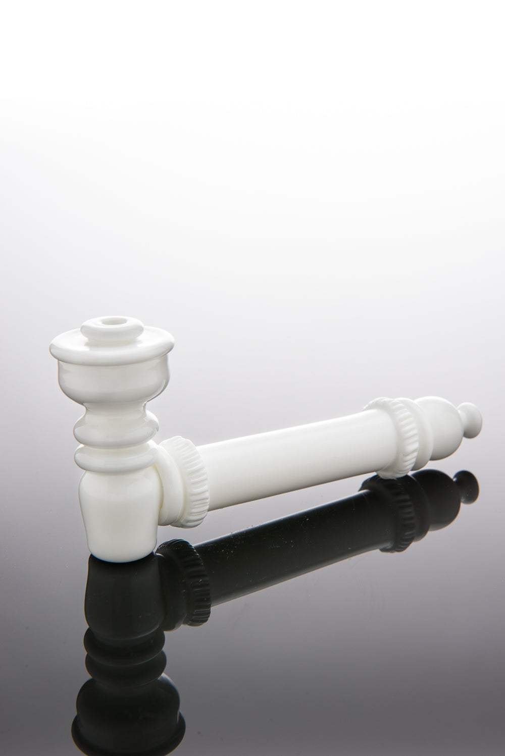 White Mock Classic Metal Hand Pipe Spoon #29 by Eskuche