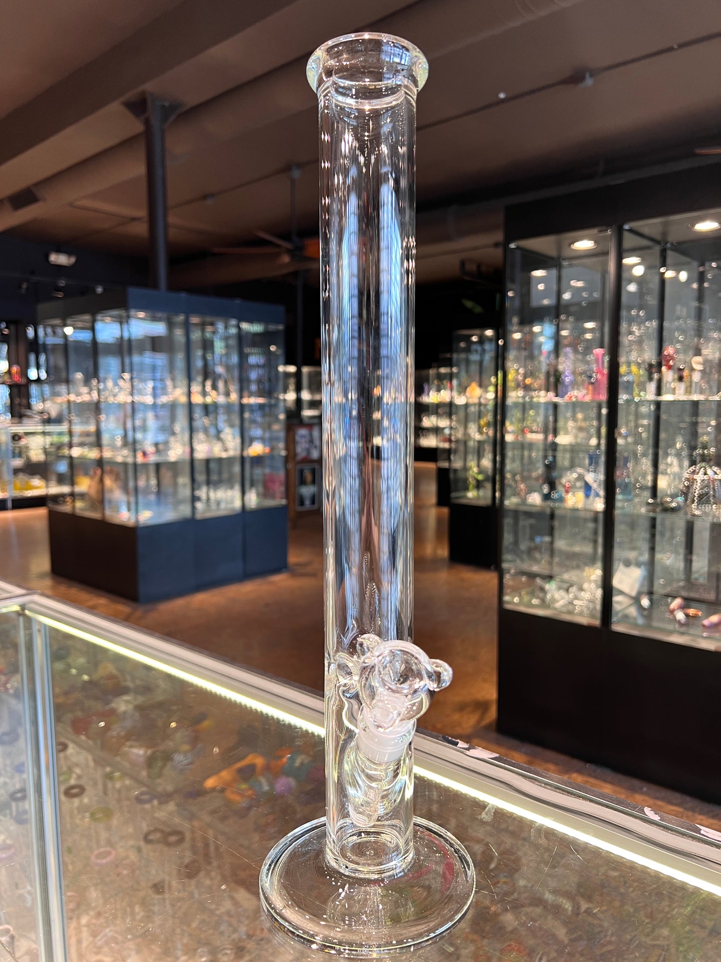 18" Straight Tube Borosilicate Glass Bong